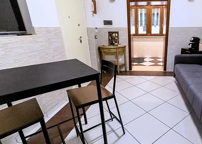 Dimora Mira - Center Apartment Bari